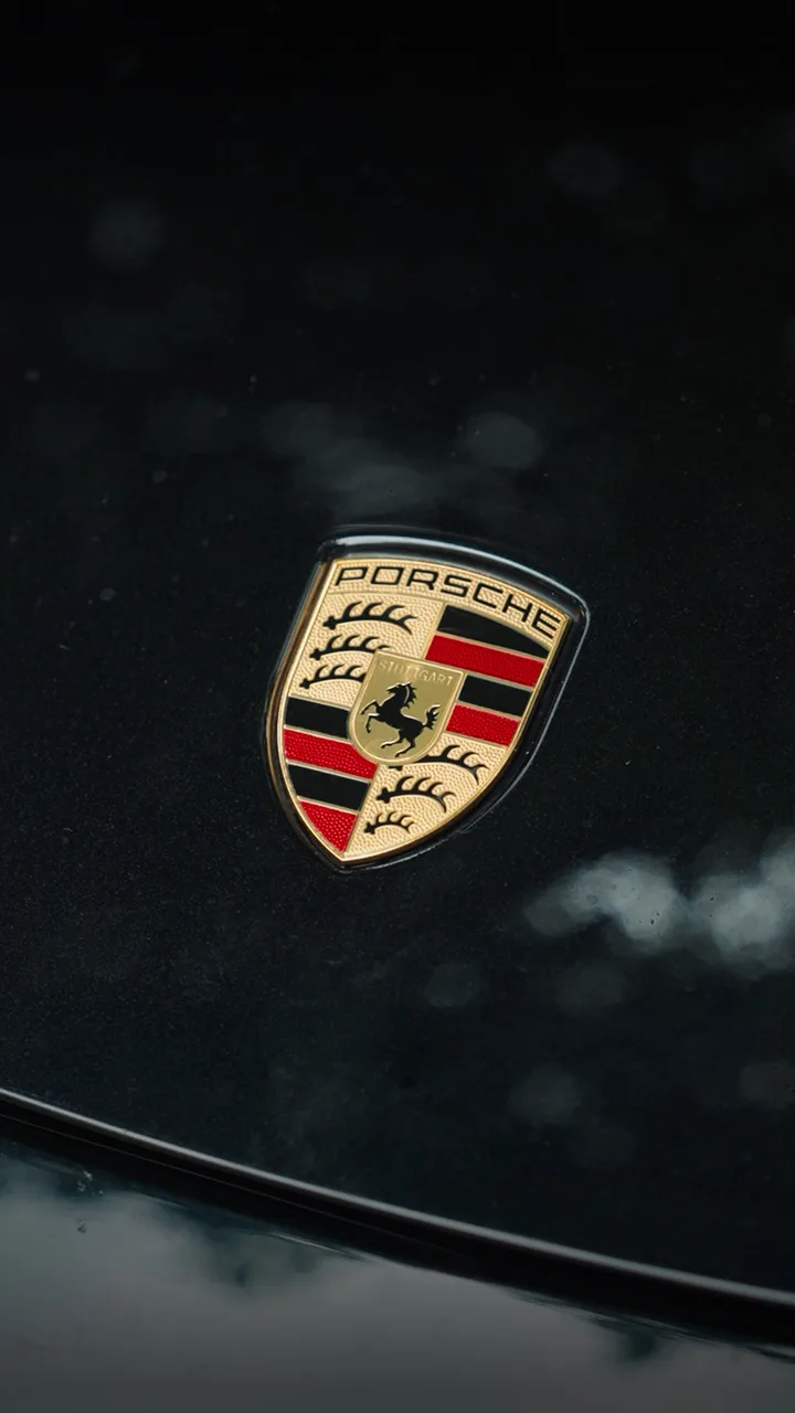 Billions x E-Cars